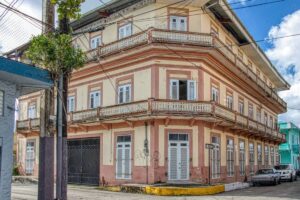 Old Building in Juncos | Juncos, Puerto Rico | A Town Of Contrasts | Puerto Rico By GPS