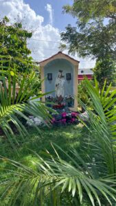 Garden Niche with Virgin Mary, Arroyo, Puerto Rico | Arroyo, Puerto Rico | What It Is And What It’s Not | Puerto Rico By GPS